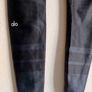 Alo High-Waist Airlift Leggings